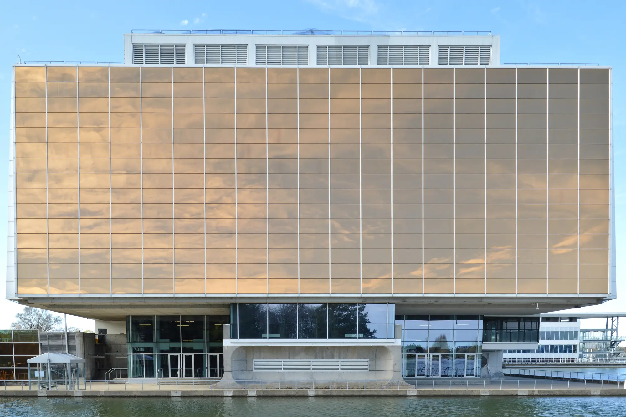 Architecture on Île Notre-Dame